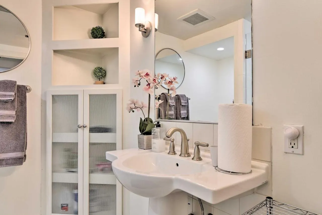 Lush Portland Flat With Fire Pit, 4 Mi To Dtwn! 아파트